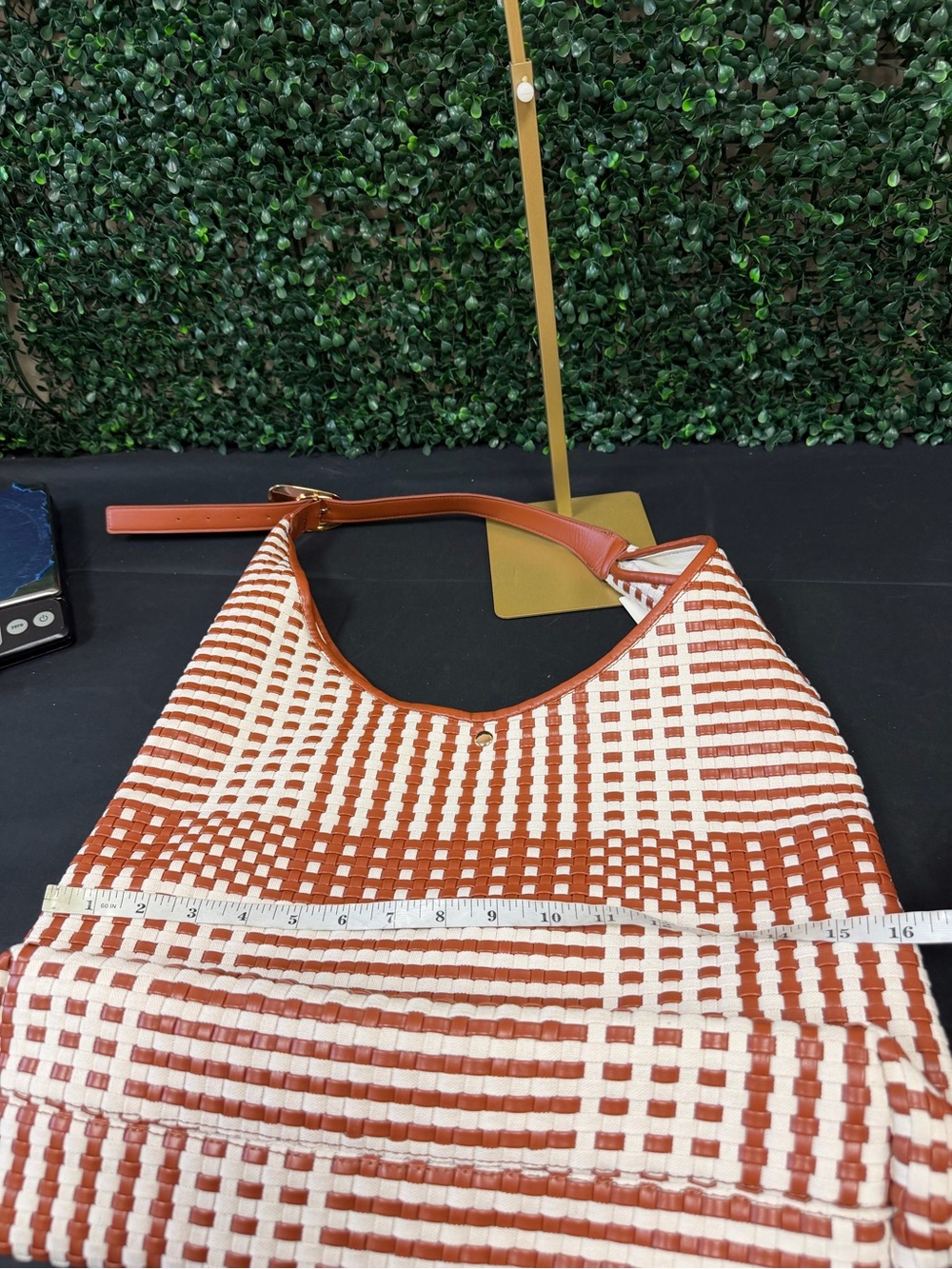 Anthropologie Love Knot Slouchy Bag: Woven Faux-Leather Canvas Edition - Picture 10 of 14